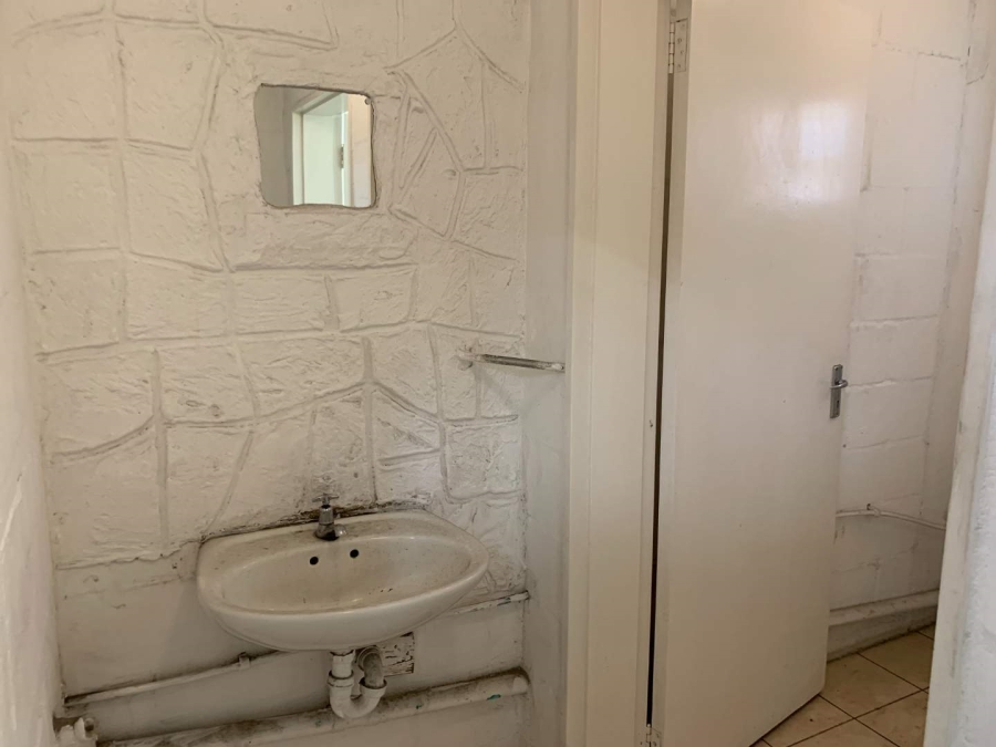 Commercial Property for Sale in Epping Industrial Western Cape